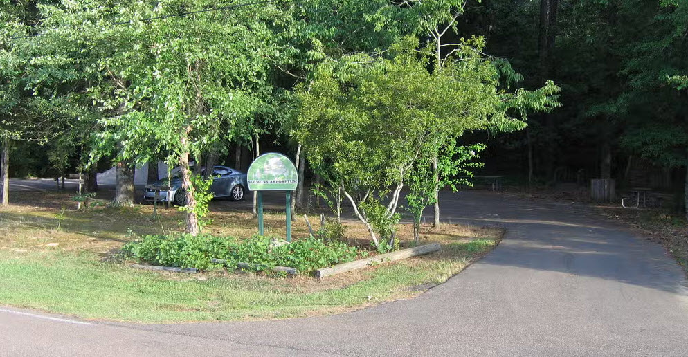 Simmons Arboretum, United States